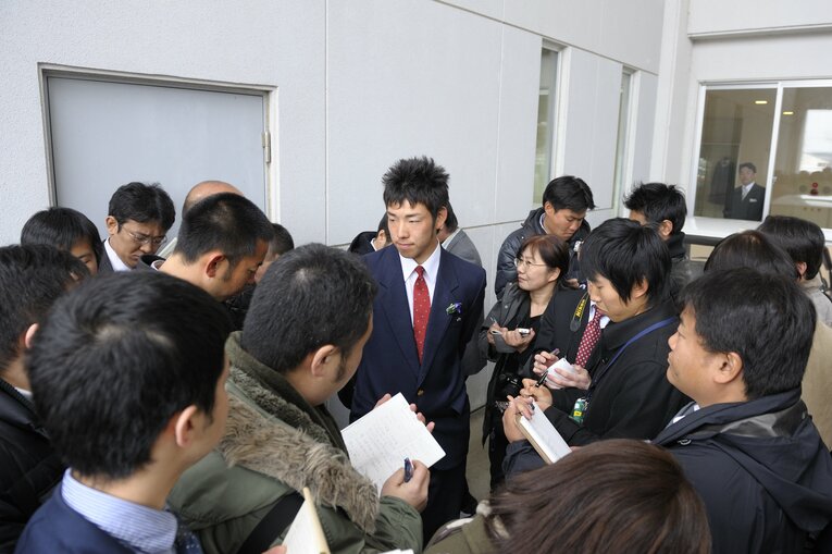 卒業式　©Asami Enomoto