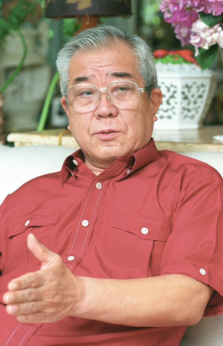 「ID野球」を標榜するなど球界きっての理論派として知られた野村克也だが、縁起の良し悪しを気にするタイプでもあった　©BUNGEISHUNJU