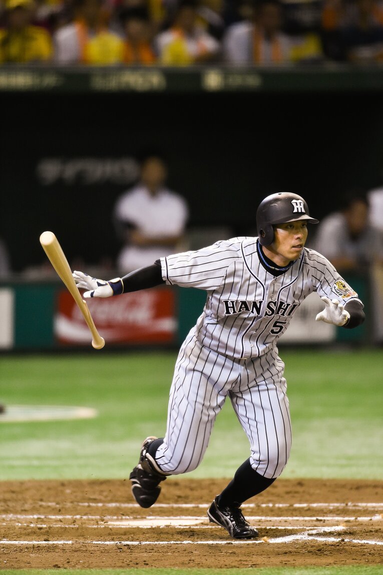 2015年以降は代打起用を中心にチームに貢献した　©BUNGEISHUNJU