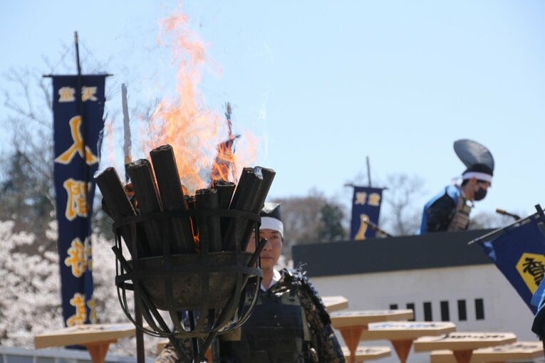 藤井聡太竜王「大変参考になったで“ござる”」初出演した《人間将棋》を現地取材… 観る将マンガ家が超楽しんで描いてみた(56)