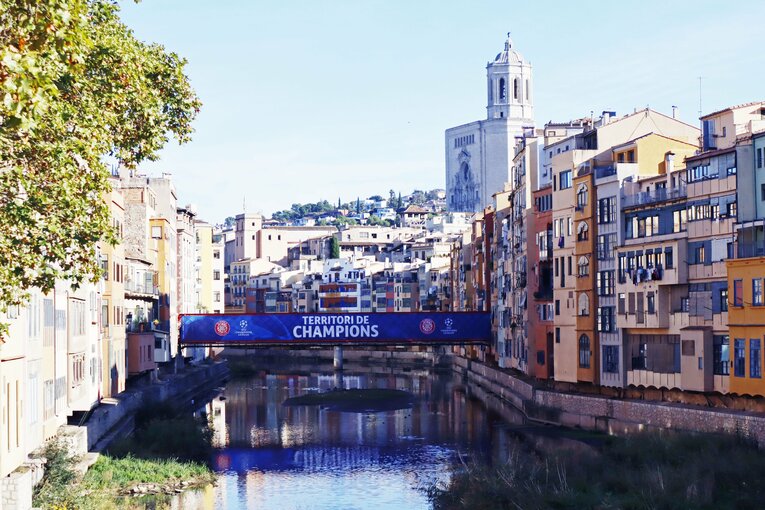 「久保建英に疲労感が…」日本代表で2万6000キロ移動の強行日程も「韓国人FWとユニ交換」ソシエダで途中出場、現地カメラマンが見た表情(19)