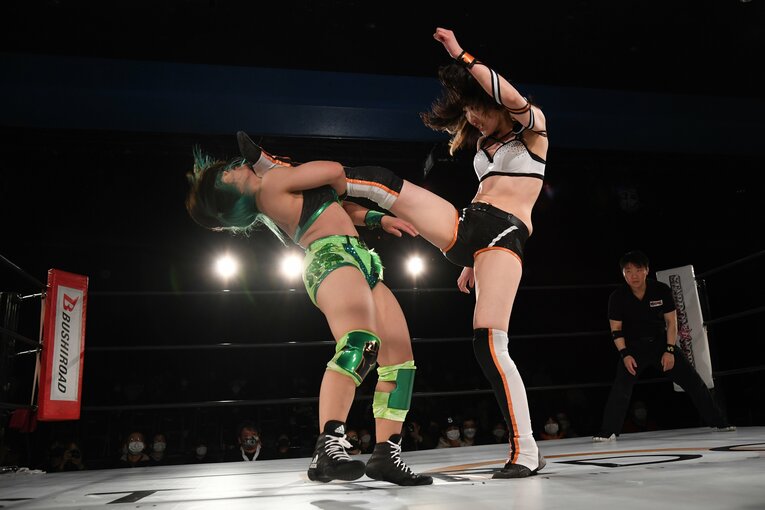 新宿FACE レディ・Cvs飯田沙耶 若いうちからどんどん試合で自分の色を出す。「年功序列にはしたくない」と小川さん