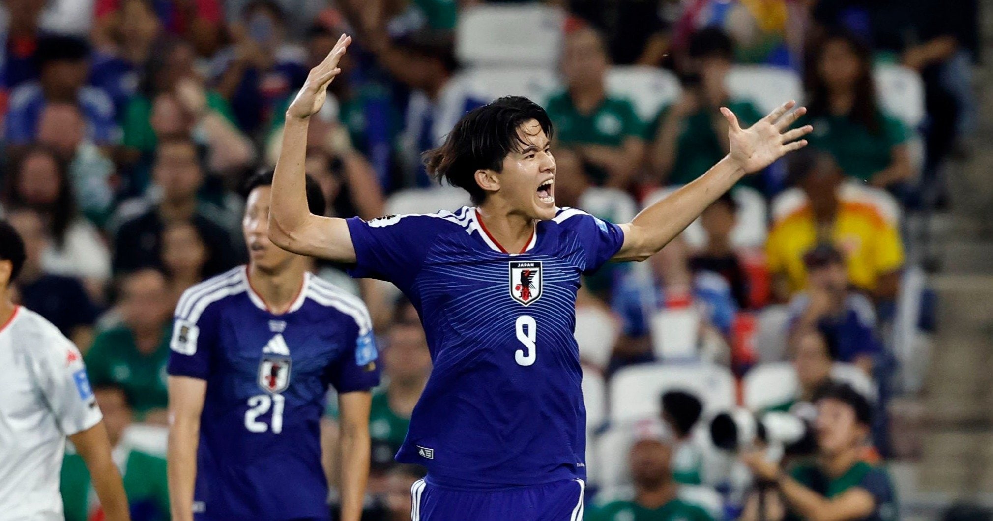 2、3人でチュニジアの選手1人を囲んで…」W杯チュニジア戦…敏腕 