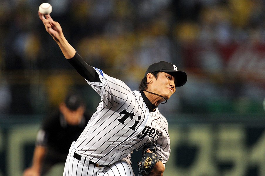 藤浪晋太郎が「エース」になった日。鶴岡の一言に滲んだチームの空気。<Number Web> photograph by NIKKAN SPORTS