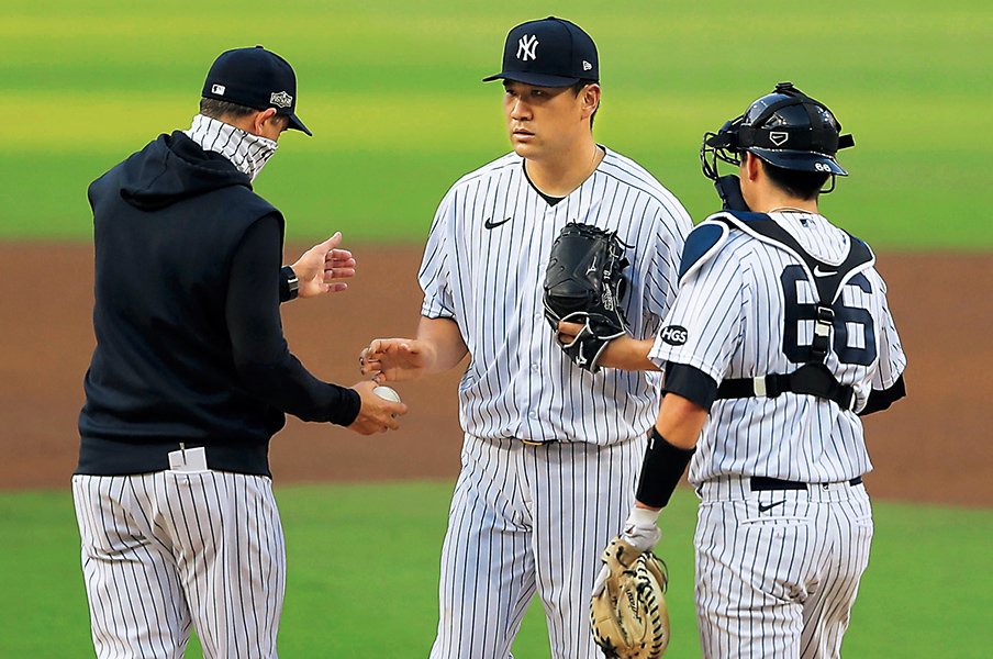 田中将大、受け入れがたき終戦。「オフはステップを何段も上へ」<Number Web> photograph by KYODO