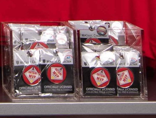 スタッフおすすめ第4位　MVPピン　©Angels Baseball