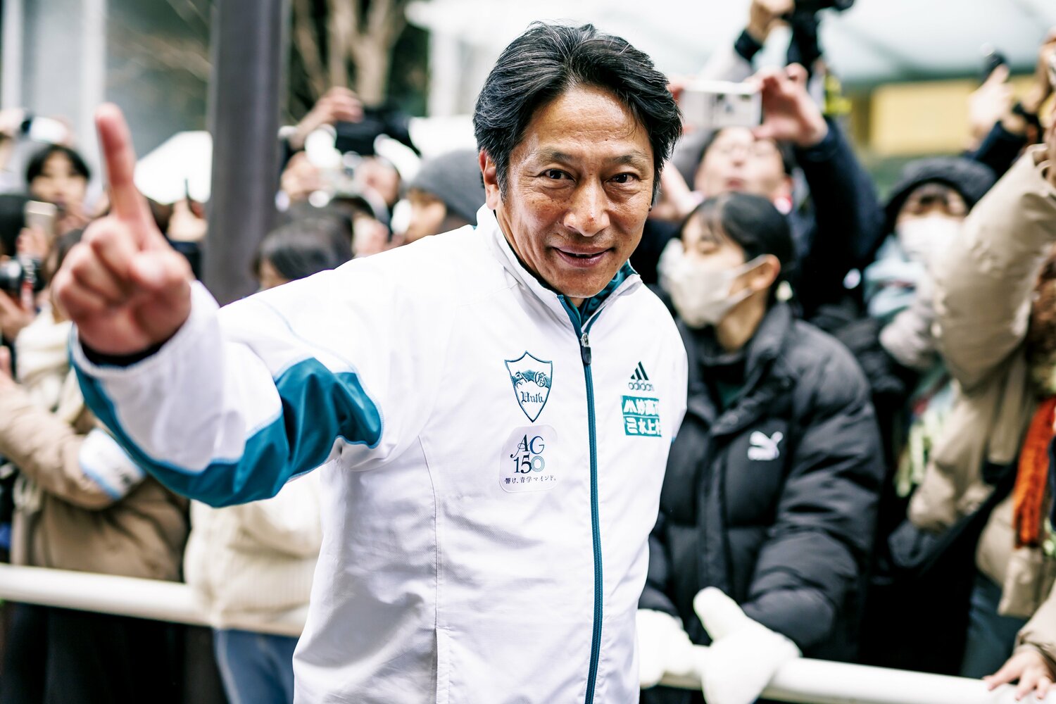 2025年、2年連続8回目の総合優勝を果たした原監督。優勝直後の表情　©Kiichi Matsumoto