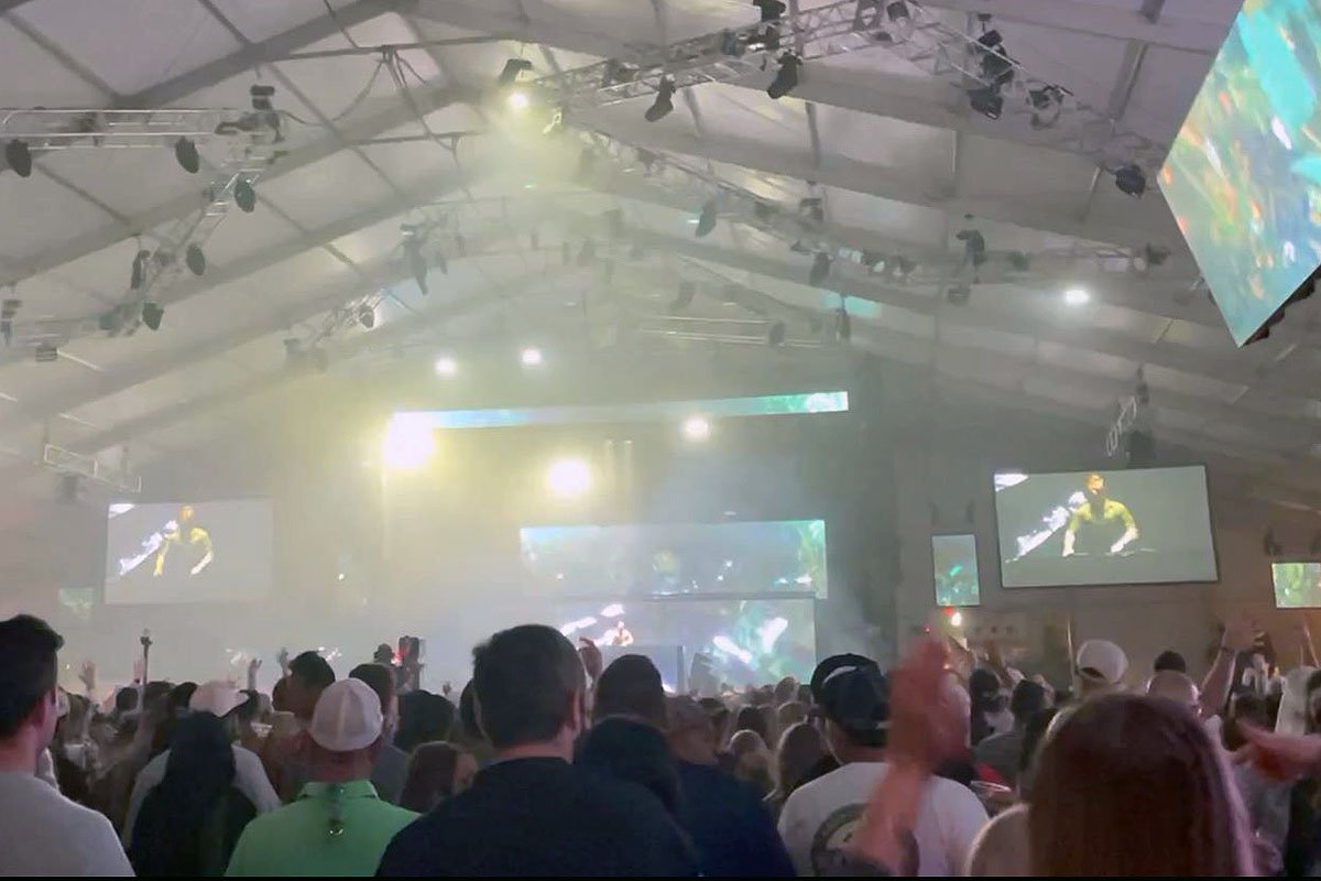 会場の敷地内で行われたコンサートの様子　©︎Yoichi Katsuragawa