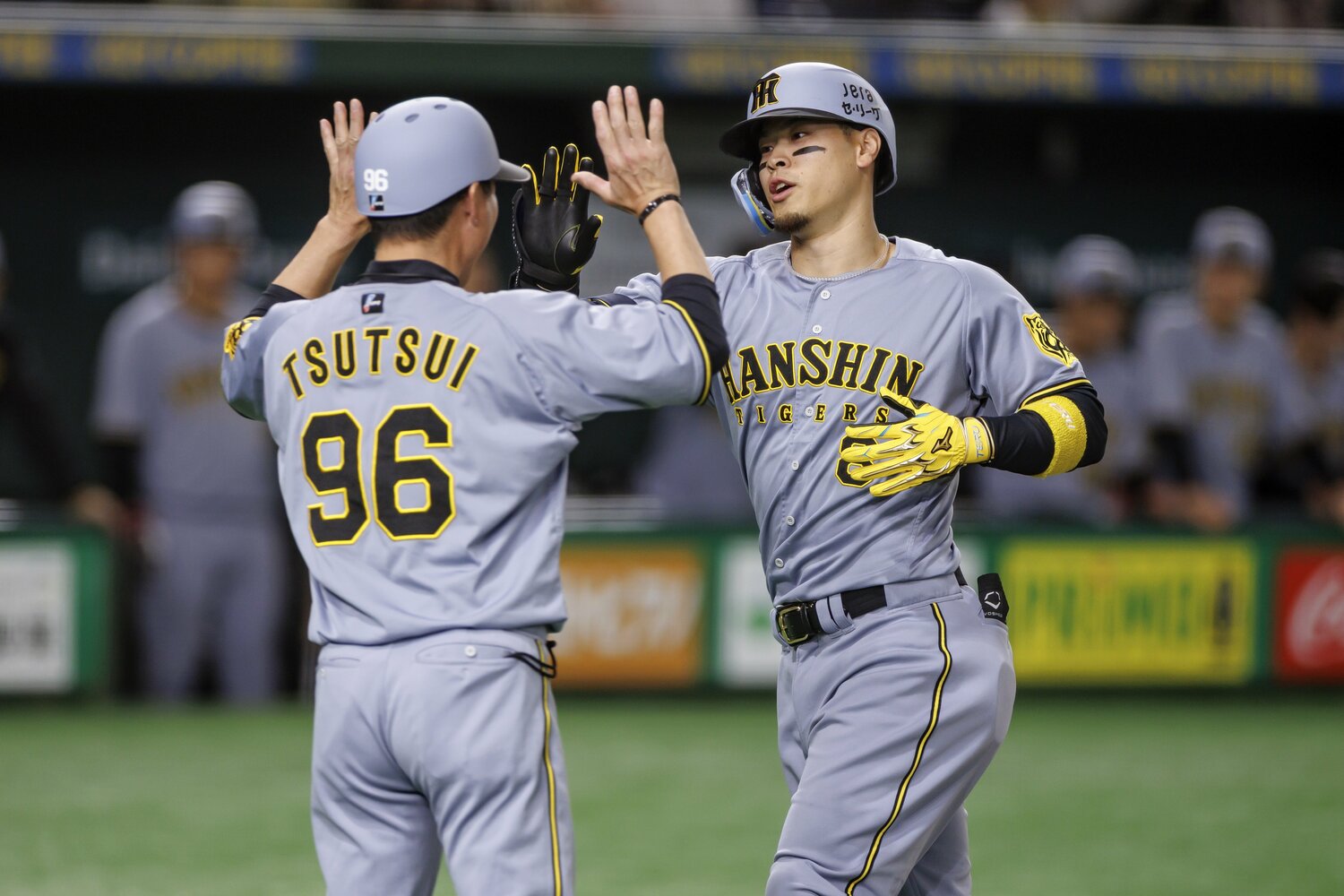 佐藤輝明ら近年の阪神の中心選手は大卒即戦力が多い　©Kiichi Matsumoto