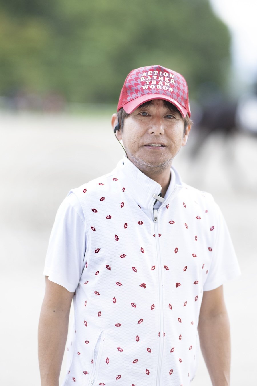 四位洋文調教師 ©Keiji Ishikawa