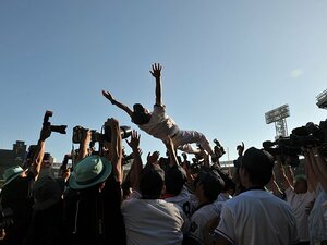 「高校野球のプロ」と「普通の学校」。両者が混在する現状は“残酷”か。