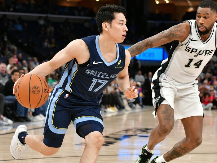 「ユウキの評価は“A”ではなく“B”だが…」河村勇輝がNBA記者の心を揺さぶった“12分間”「3P成功率が上がれば今後が本当に楽しみ」＜Number Web＞ photograph by AP/AFLO