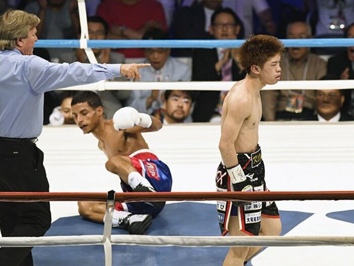 「会長、次、統一戦にして下さい!」拳闘界、異端の世界王者・田中恒成。<Number Web> photograph by Kyodo News