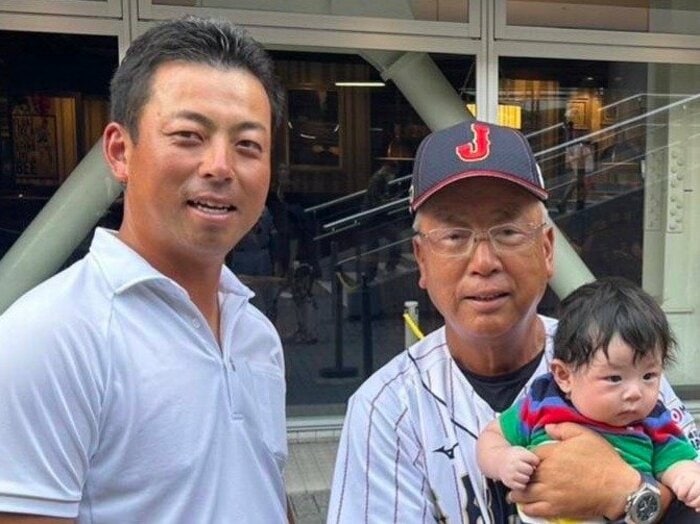 「自分だったら…」拓殖大・馬淵烈監督が明かした、大バッシングを浴びた父・馬淵史郎監督「松井秀喜5連続敬遠」への本音＜Number Web＞ photograph by 馬淵烈さん提供