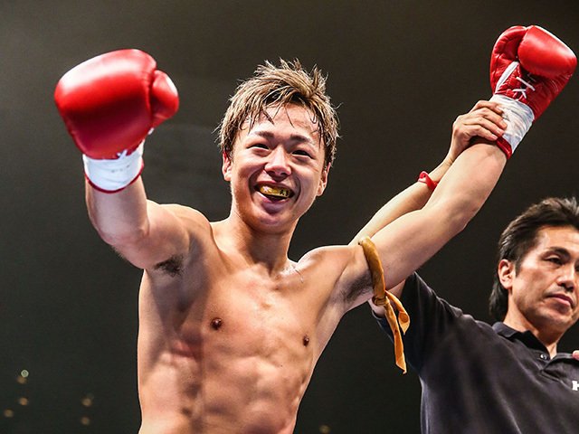 K-1 武尊 本人直筆サイン 試合使用トランクス 復帰戦に向けて宣