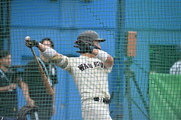 楽天から5位指名を受けたスラッガー・吉納翼。大学ジャパンにも選出され、強肩も武器だ　©Hideki Sugiyama