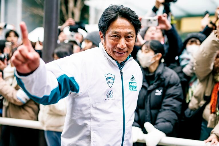 2025年、2年連続8回目の総合優勝を果たした原監督。優勝直後の表情　©Kiichi Matsumoto