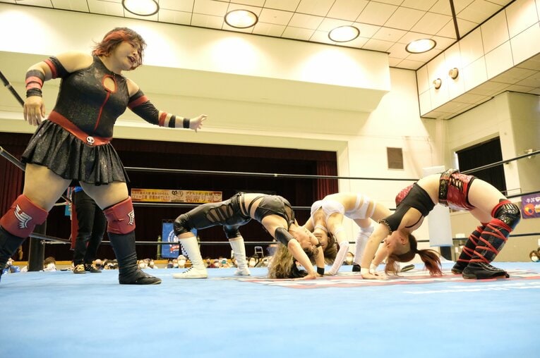 アジャコング「いいですかやっちゃって」 取締役レスラー・藤本つかさが“被災地”凱旋興行に涙しそうになった理由 (17)