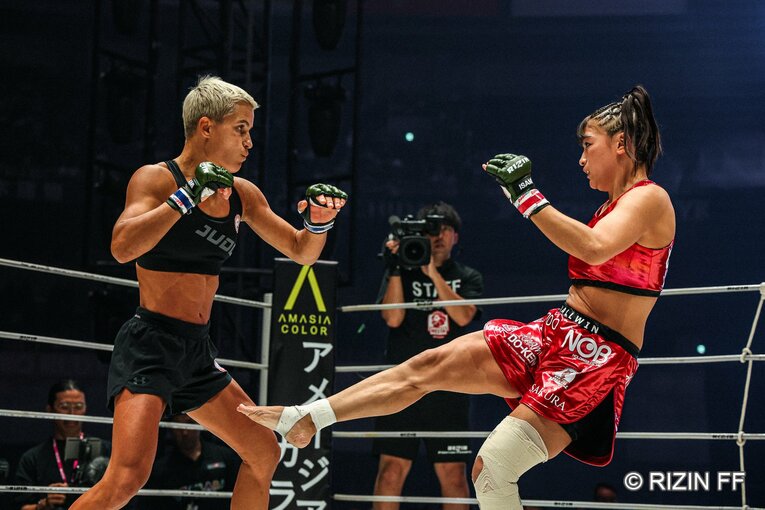 五輪メダリスト・クジュティナとの対戦は、RENAの希望で決まったものだった　©RIZIN FF