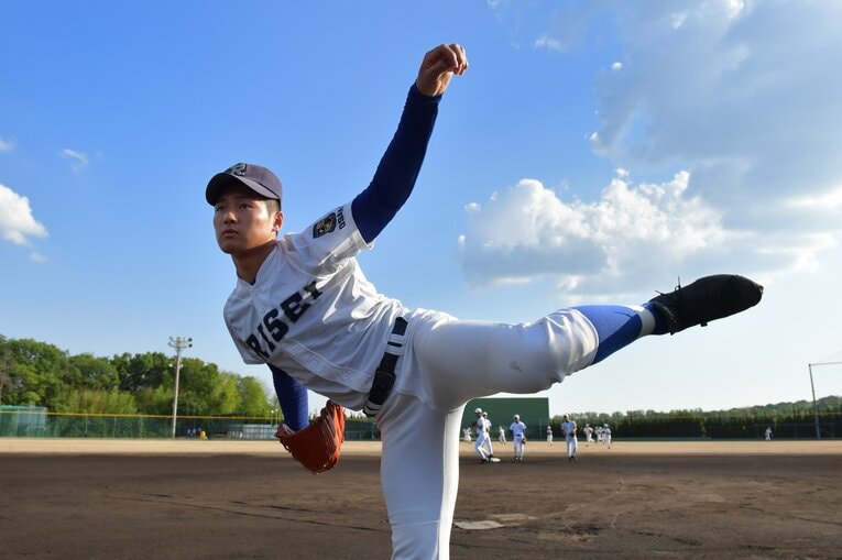 高校では名門・履正社高で1年時から投打に活躍を見せた　©Hideki Sugiyama