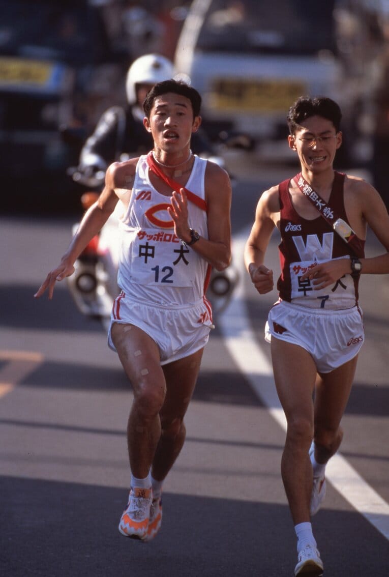 7区では中大・前田敬樹と早大・山崎慎治のデッドヒートが繰り広げられた　©JMPA