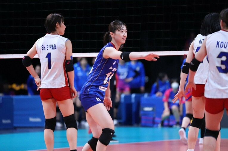 クインシーズ刈谷の守備の要として活躍するリベロ立石優華　©︎Queenseis KARIYA