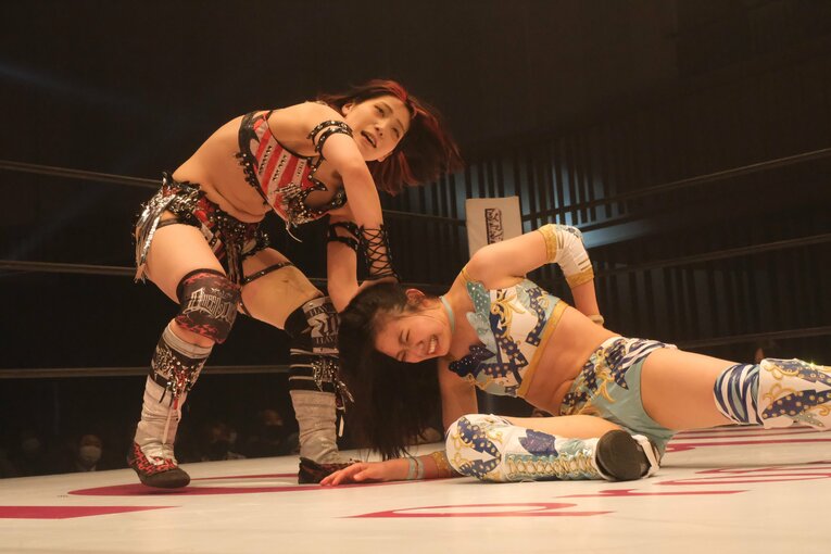 天咲光由19歳が観客のハート撃ち抜く“破格”デビュー！ 靭帯断裂から復帰の飯田沙耶は「自分は泥団子」 スターダム“生え抜き”たちの未来(15)