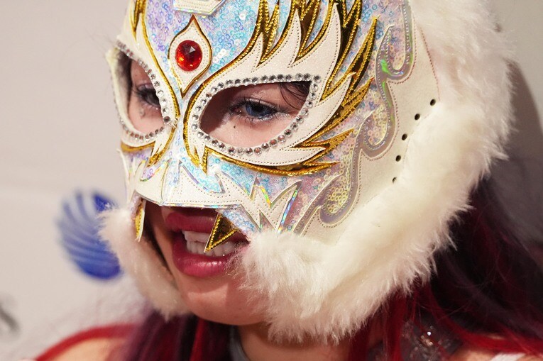 悔しさを見せるスターライト・キッド　©Essei Hara