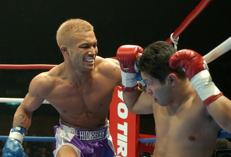 2004年2月、K-1初参戦の村浜武洋戦。衝撃的な2回KO勝利だった　©Sankei Shimbun