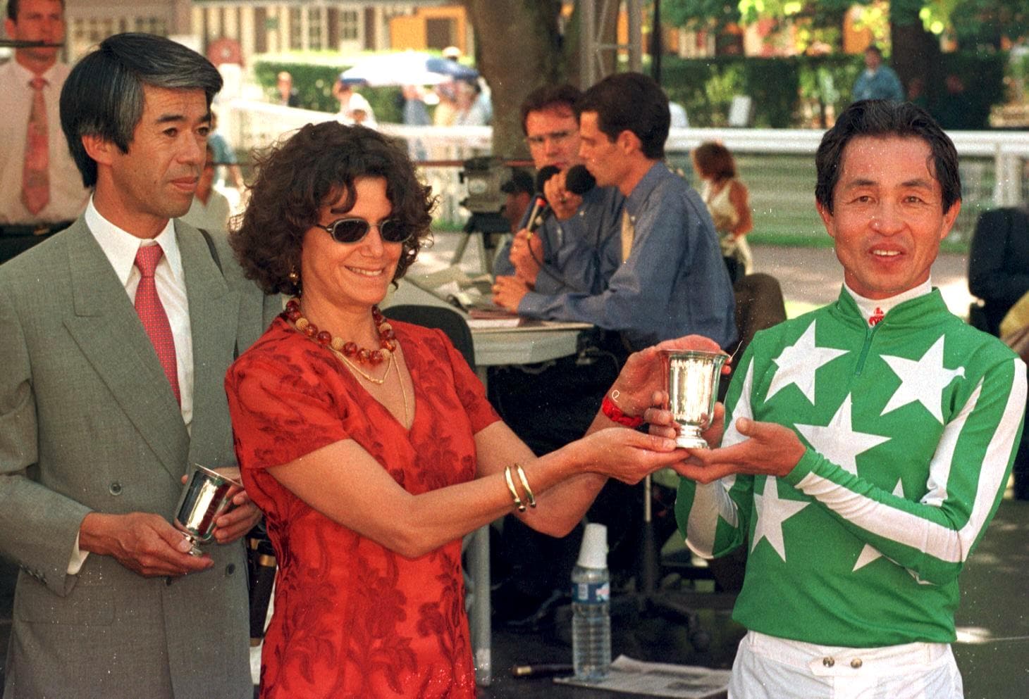 ジャックルマロワ賞制覇時の一枚。一番左が藤沢　©AFP/AFLO