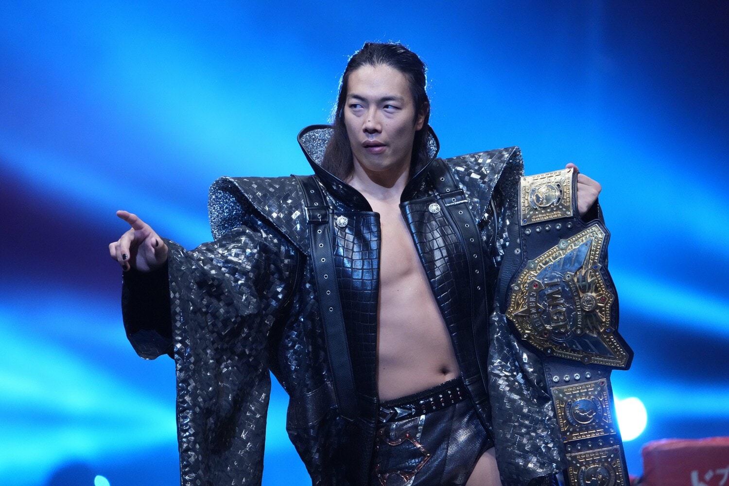 IWGP世界ヘビー級王者の竹下幸之助　©Essei Hara