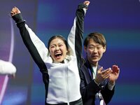 安藤美姫 浅田真央 高橋大輔それぞれの涙。 - フィギュアスケート