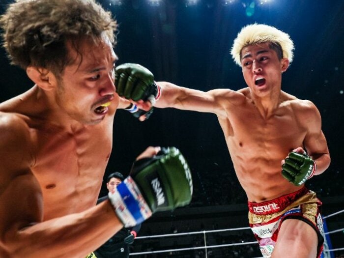 爆発的としか言えない“衝撃のKO劇”…フェザー級王者・鈴木千裕と朝倉未来、平本蓮の交錯はあるか?「実力の順列がすべてではない」RIZINの価値観<Number Web> photograph by RIZIN FF Susumu Nagao