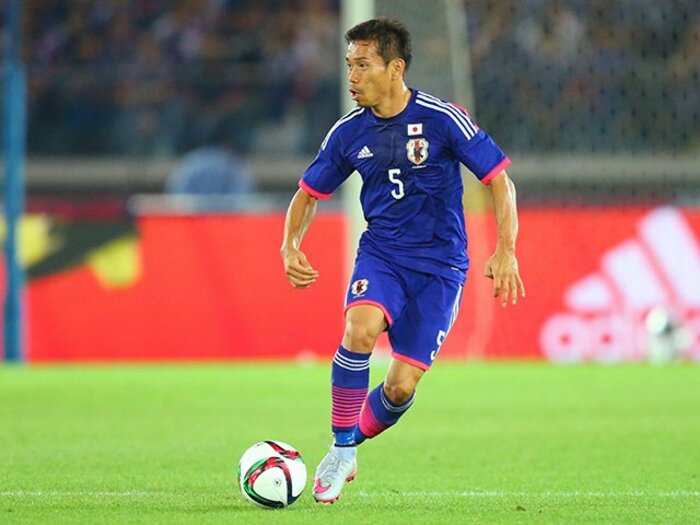 「僕が上がってもオトリに使え」長友佑都、勢いから落ち着きへ。＜Number Web＞ photograph by AFLO