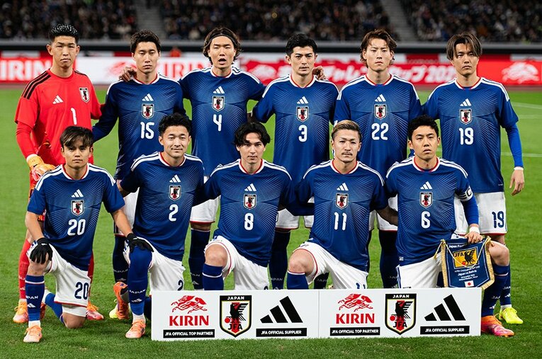 北中米W杯では難敵ぞろいのF組に組み込まれた日本代表。ベスト8進出の可能性はあるのか、トルシエが直言する ／ photograph by Asami Enomoto