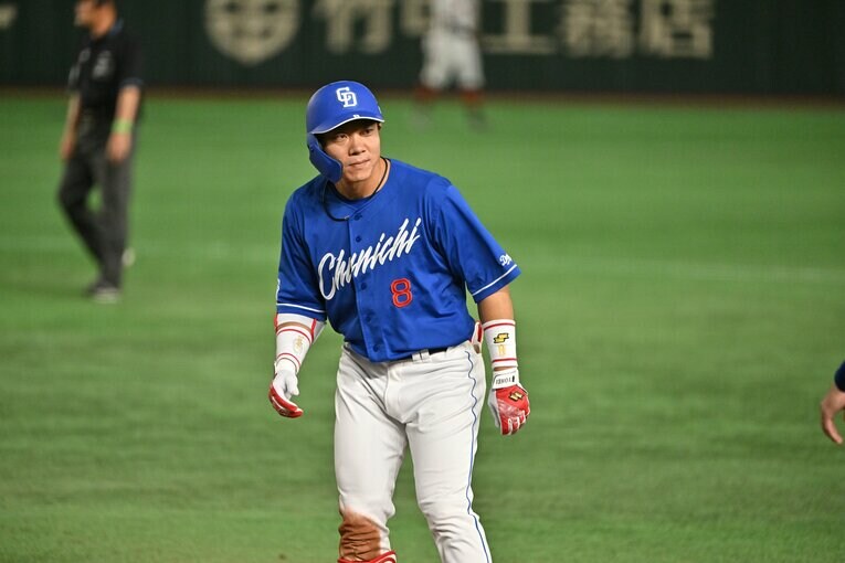 プロ3年目の12年から12年連続で100安打以上をマークしてきた大島　©︎Hideki Sugiyama