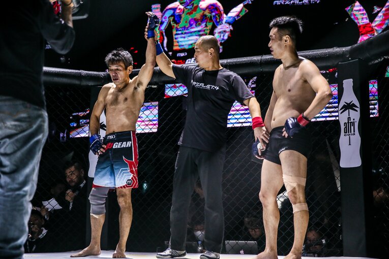 50歳の誕生日を目前に、判定で勝利した　©Susumu Nagao