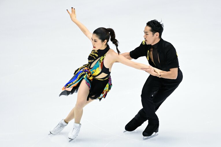 「すごい見つめられている感があって…」高橋大輔＆村元哉中が奏でる新たな関係性「音楽が鳴った瞬間、大ちゃんの目力が変わるんです」(33)