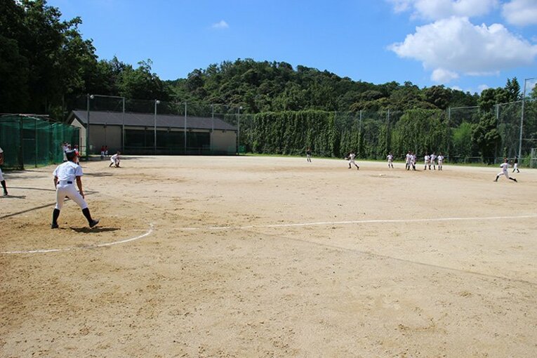 甲子園にも、侍ジャパンにもいない。京都で見た、プロ志望の逸材遊撃手。(2)