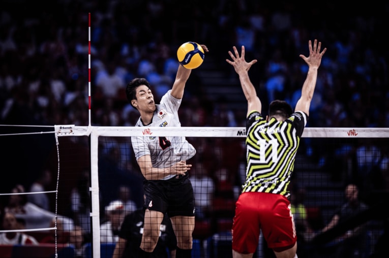 ネーションズリーグ準決勝（vsポーランド）©︎FIVB