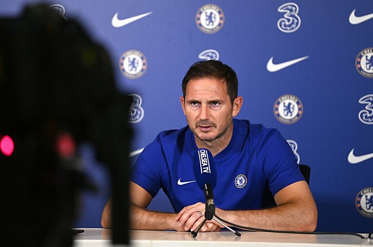 2000年代チェルシーの中盤を取り仕切ったランパード監督。現役時と同じくメディアとの付き合い方も1つの大事な要素となるはず ／ photograph by Getty Images