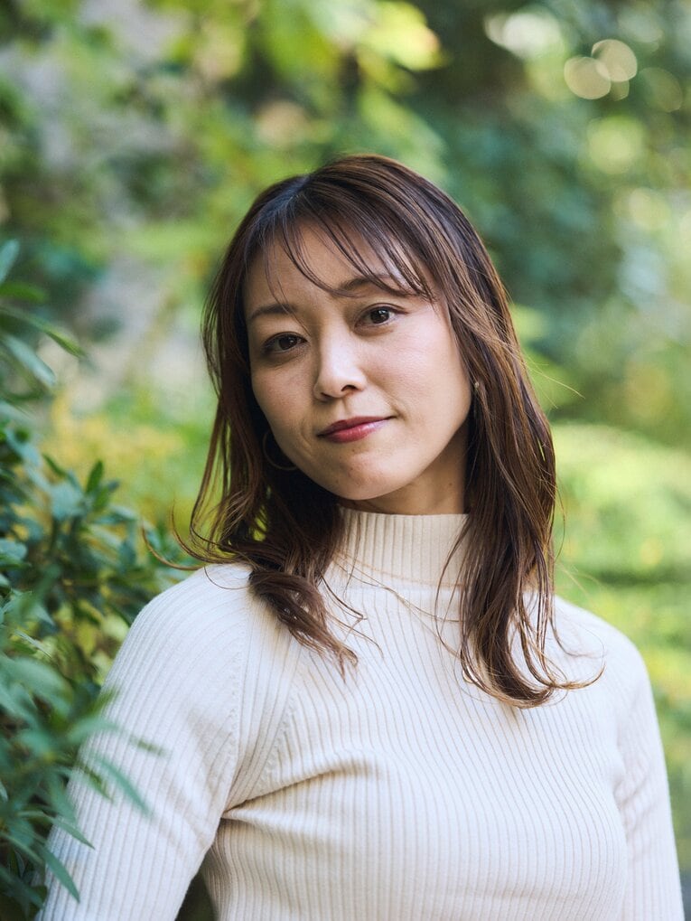 現在の納見佳容さん　©Yuki Suenaga