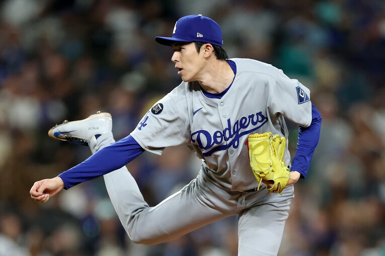 中継ぎで登板した2試合でほぼ完ぺきなピッチングを見せた佐々木　©Getty Images