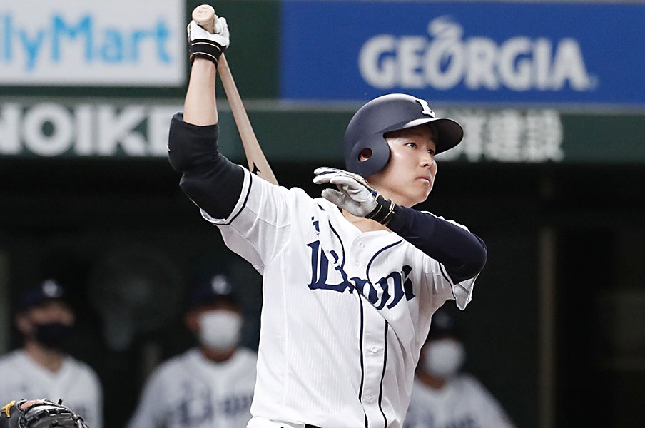 ポスト秋山翔吾を狙うライオンズの“1番”候補。22歳鈴木将平「なんとか食らいついていきたい」<Number Web> photograph by Kyodo News