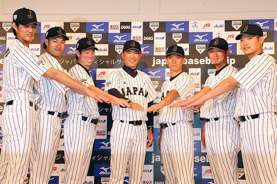野手は高校卒が優位、投手は真逆。プレミア12代表に見る選手の育ち方。<Number Web> photograph by NIKKAN SPORTS