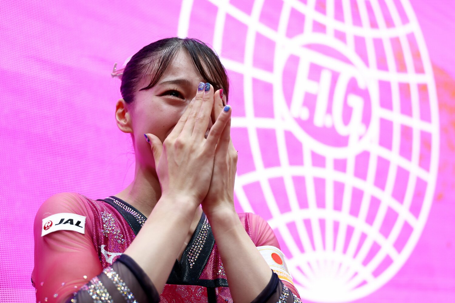 金メダルを獲得し、感極まった杉原 ©Getty Images