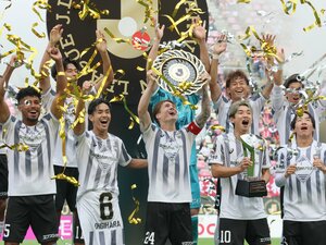 勝ってもスパイクをぶん投げ…「俺たち、ヴェルディだぞ！」常勝・ヴィッセル神戸フロントが語る“常勝軍団の共通点”は？「常に意識を高く…」