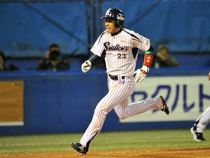 リーグ最強の打線と、最弱の投手陣。最下位ヤクルトが挑む“下剋上”。<Number Web> photograph by Hideki Sugiyama