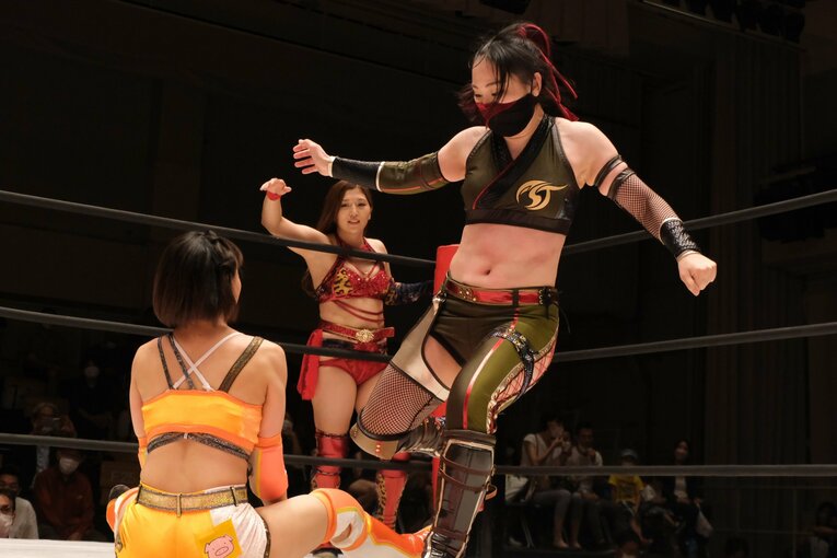 「闘うグラドル」もデビュー、アクトレスガールズの“華がスゴい”新人たちの裏で…エース・青野未来が泣いた理由「まったく追いつけていない」(31)