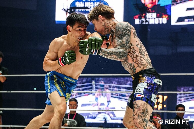 『超RIZIN.5』平本蓮vs.カルシャガ・ダウトベック　©RIZIN FF